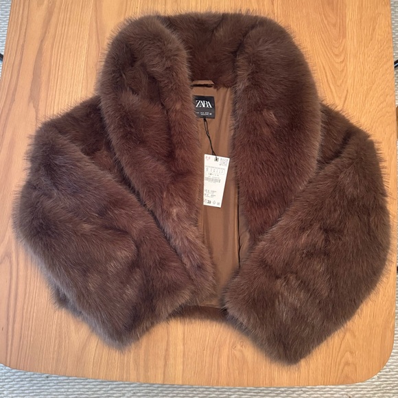 Zara Faux Fur Jacket Short Coat - Picture 4 of 5